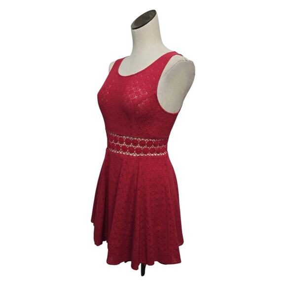 Free People Red Daisy Crochet Lace Fit & Flare Sleeveless Dress Women's Size 4 - Picture 7 of 9